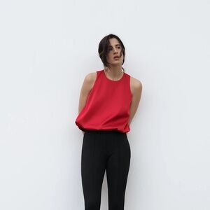 NEW Zara Sleeveless Balloon Top in Red - Small